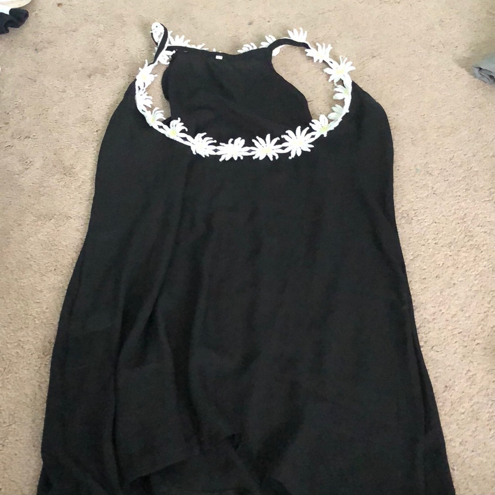 Sheer top with halter outline (flower outline)